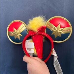 Marvel Disney Parks Ears NWT